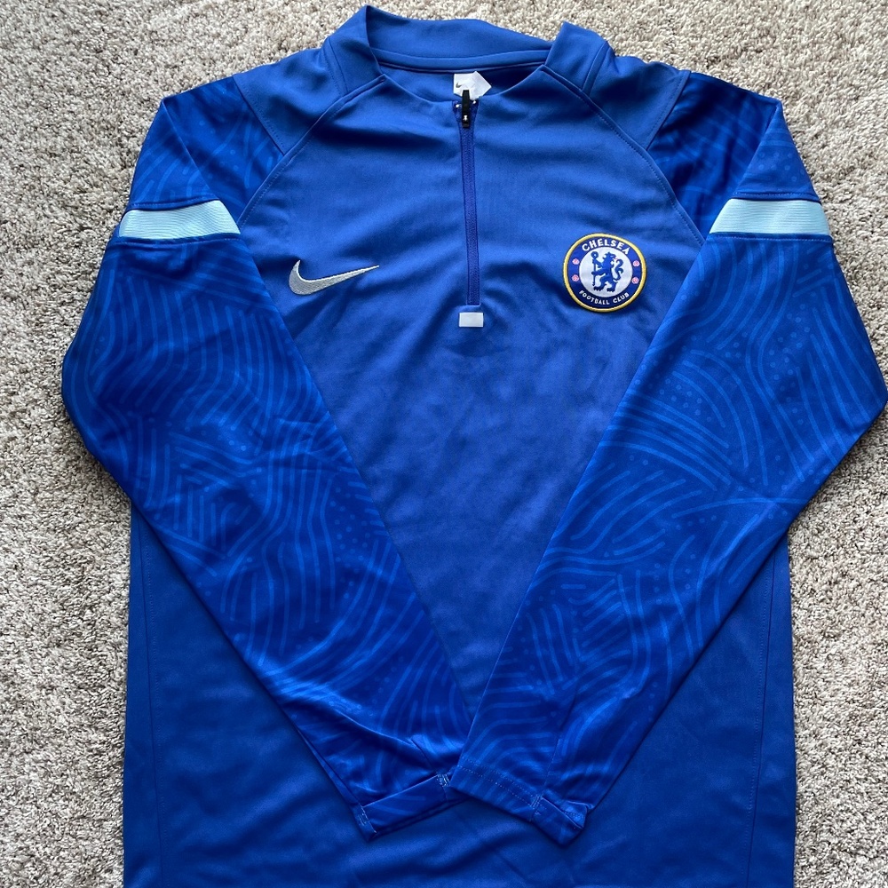 NWOT Men’s medium Nike Chelsea FC Tracksuit sweatshirt + pants